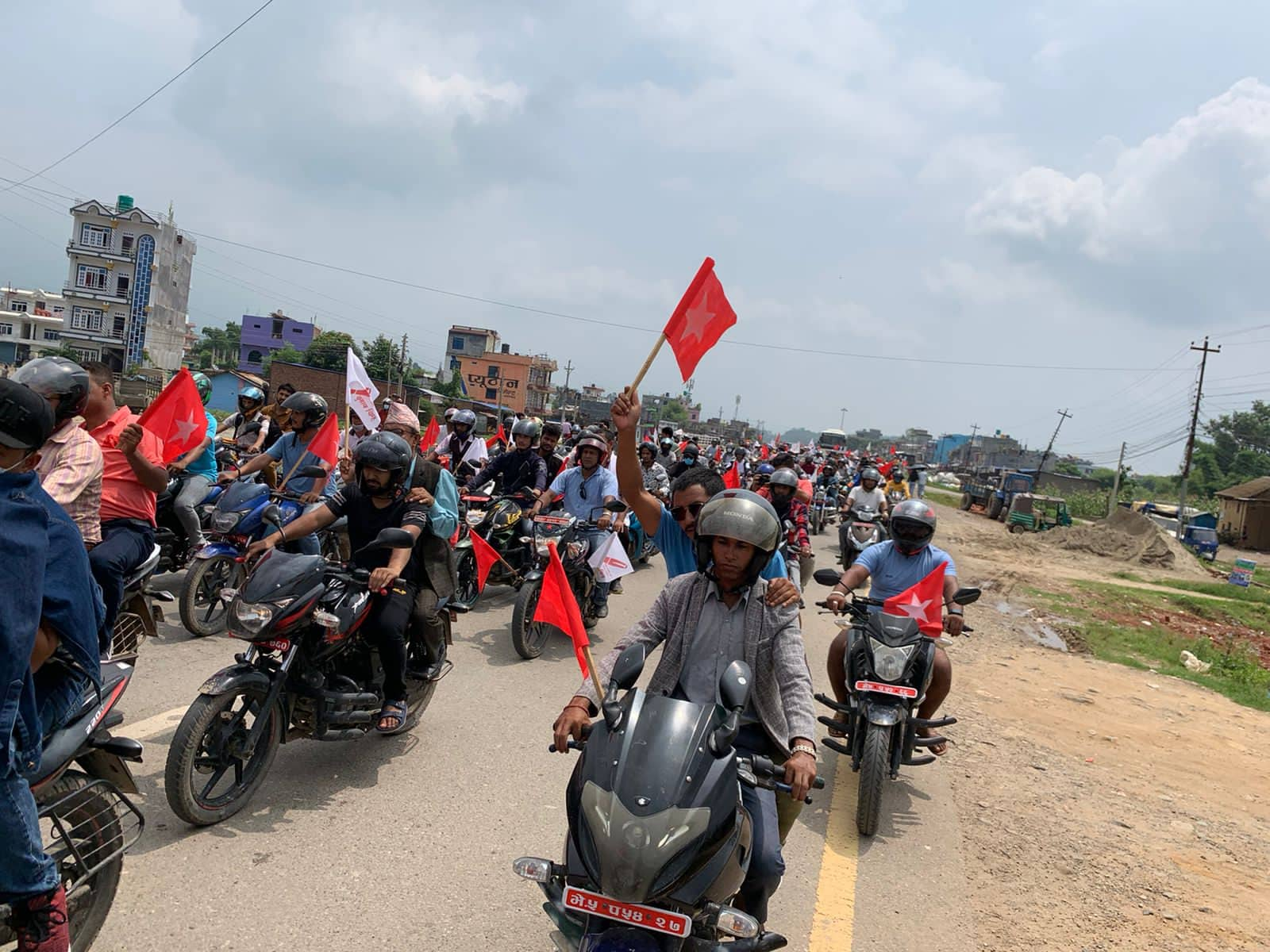 युवा संघ नेपालको महाकाली मेची अभियानलाई सुर्खेतमा मोटरसाइकल र्‍यालीले  स्वागत